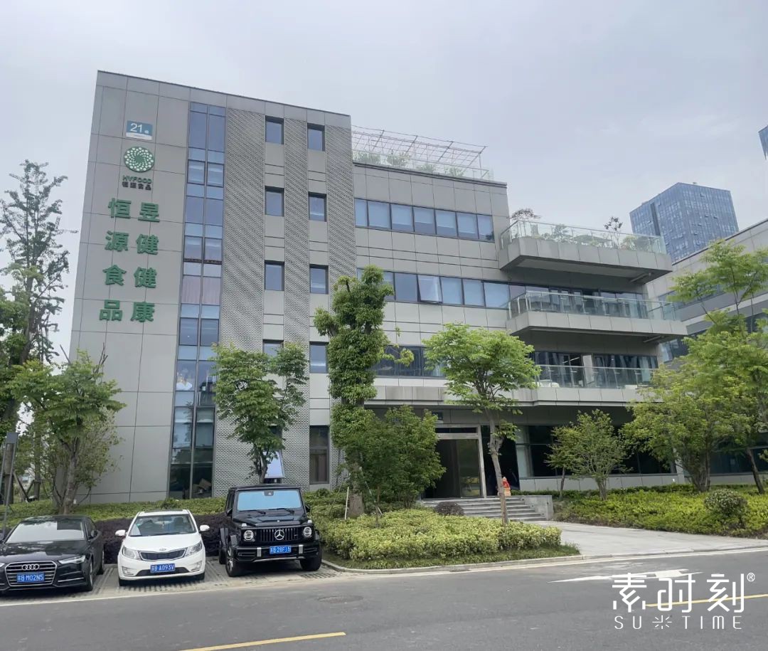 1685503878489776.jpg 640 (1).jpg